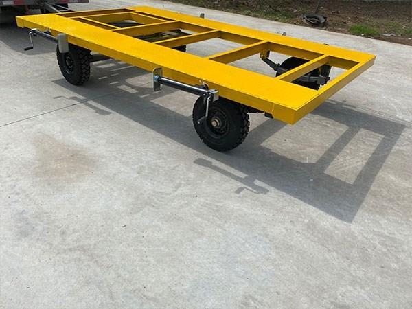 如何選擇合適的平板拖車廠家？